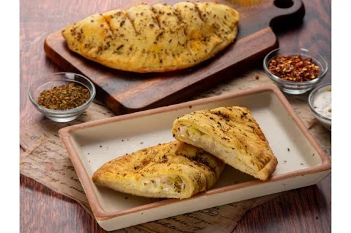 Chilly Cheese Garlic Bread