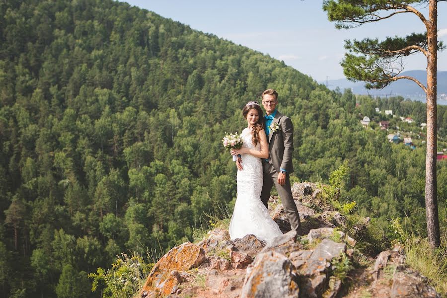 Vestuvių fotografas Dmitriy Khlebnikov (dkphoto24). Nuotrauka 2019 kovo 12