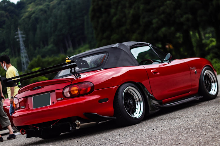 ロードスターのオープンドライブ・瀬女・ハニべ巌窟院・白峰に関するカスタム事例の投稿画像2枚目