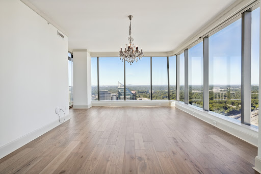 Appartement avec terrasse et piscine 4