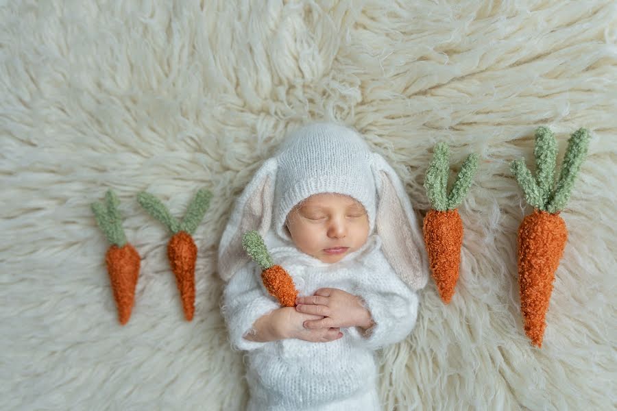 Jurufoto perkahwinan Anna Chizh (newbornbeograd). Foto pada 22 September 2023