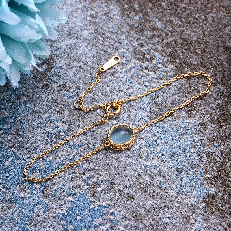 Bracelet en argent S925 avec labradorite et aigue-marine. Bijou de luxe léger, parfait pour un look élégant et raffiné au quotidien.