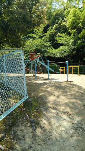 種河神社の公園