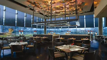 best_fine_dining_restaurants_delhi_akira_back_image