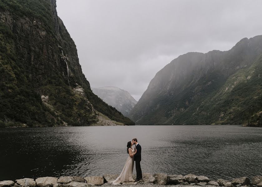 Wedding photographer Tony Iskra (iskraphoto). Photo of 13 June 2017