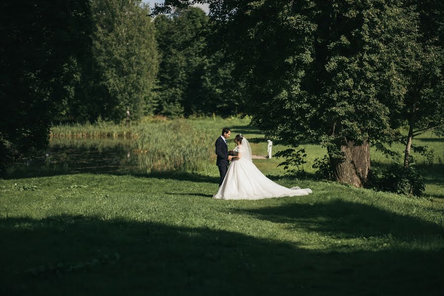 Fotógrafo de casamento Aleksey Lyapnev (lyapnev). Foto de 13 de setembro 2020