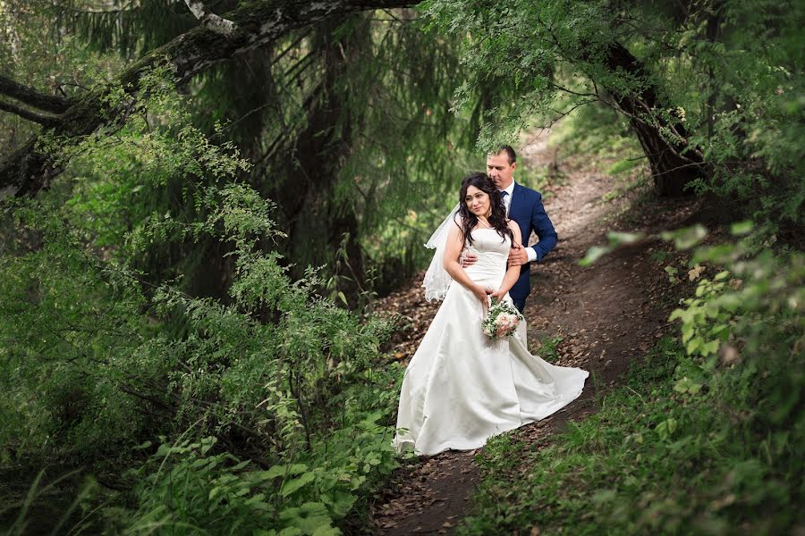 Fotógrafo de casamento Vadim Pasechnik (fotografvadim). Foto de 11 de setembro 2017