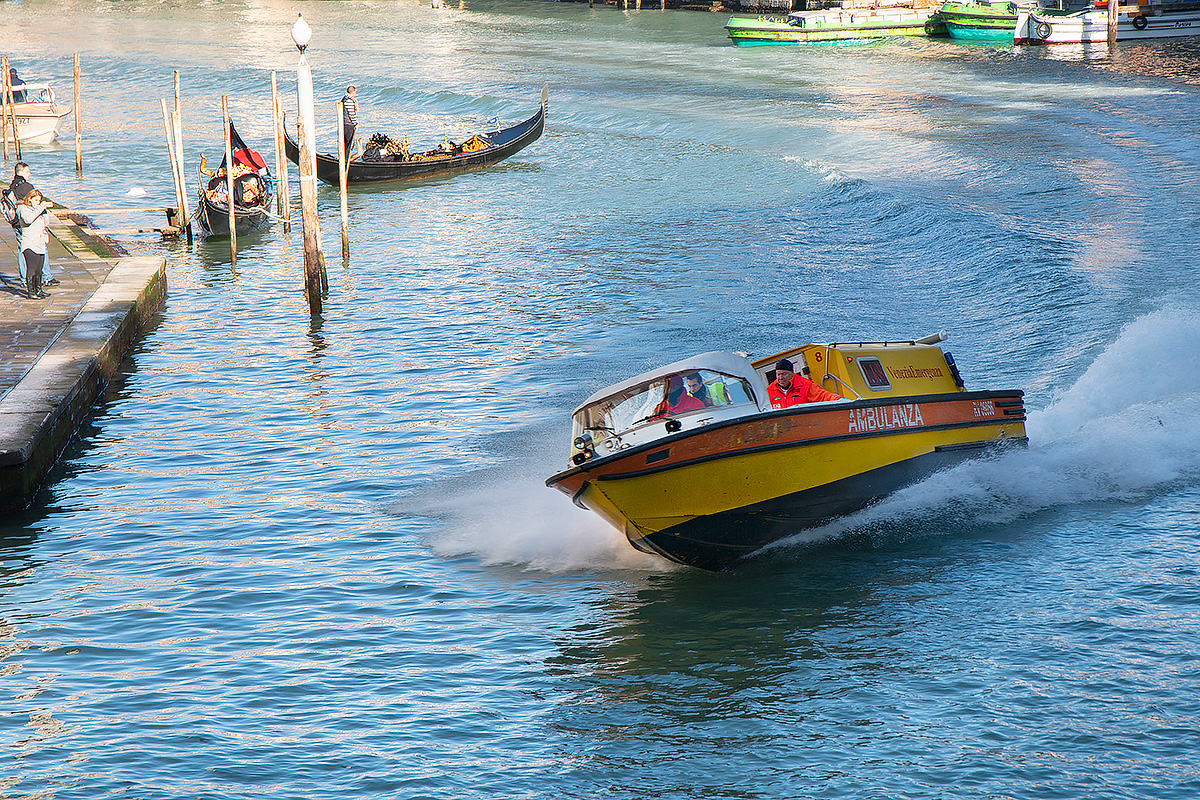 Così sono le ambulanze a Venezia di Blondy