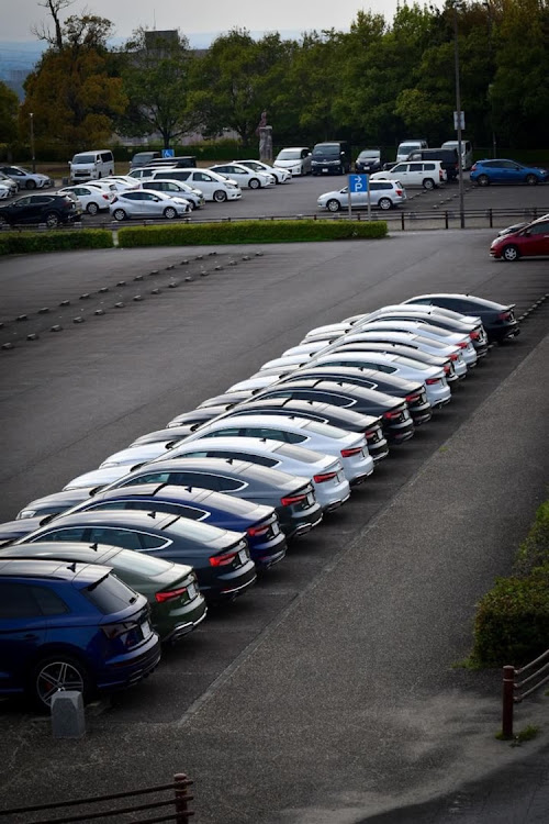 A5 スポーツバックのAudi・A5・F5CYRL・オフ会に関するカスタム事例の投稿画像3枚目