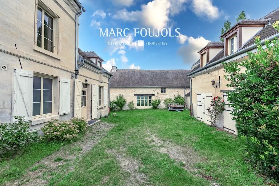 Vente maison 10 pièces 475 m² à Senlis (60300), 819 000 €