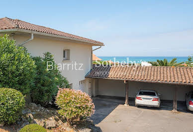 Maison en bord de mer avec jardin 3