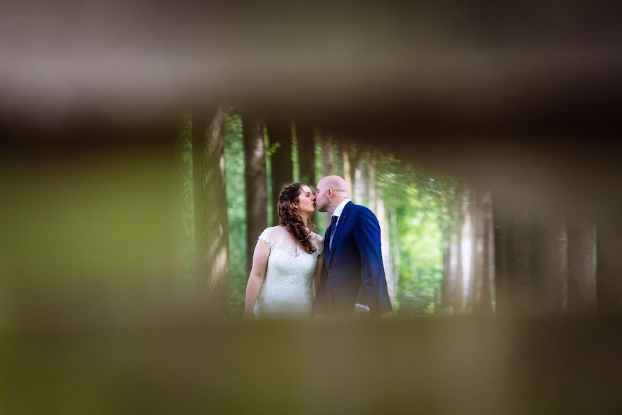 Fotógrafo de casamento Daphne De La Cousine (daphnedelacou). Foto de 8 de junho 2017