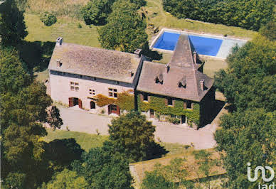 House with pool and terrace 2