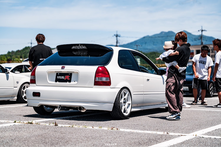 シビックタイプRのEK9・buddyclub・P1racing・SPOON SPORTS・タイプRに関するカスタム事例の投稿画像3枚目