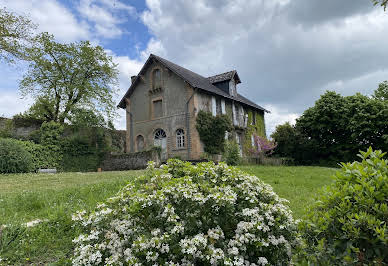 House with garden 5