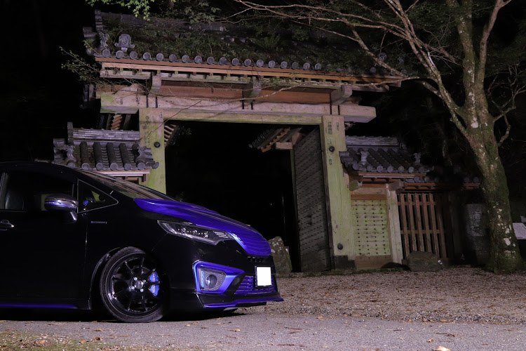 フィットの小三元レンズ・丑三つ時のかめ活(っ˘̩╭╮˘̩)っ・談山神社 東大門に関するカスタム事例の投稿画像3枚目