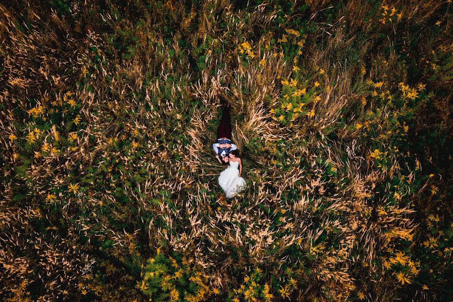 Fotógrafo de bodas Pozytywnie Obiektywni (wiktorskladanek). Foto del 4 de enero