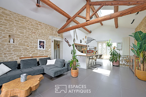 Maison avec piscine et terrasse 4