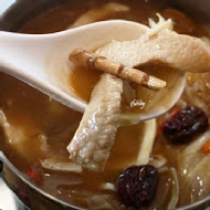 茶自點複合式餐飲