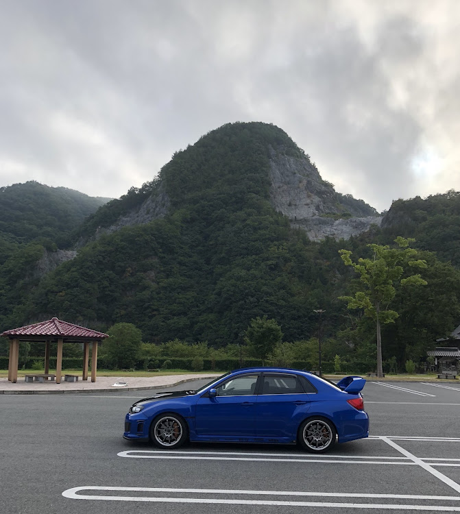 WRX STIの4点式ハーネス取付・ドライブ・お盆休みはありません。に関するカスタム事例の投稿画像3枚目