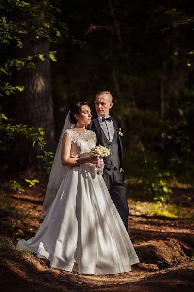 Photographe de mariage Darina Luzyanina (darinalou). Photo du 14 novembre 2021