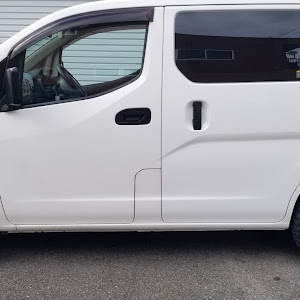 NV200バネット