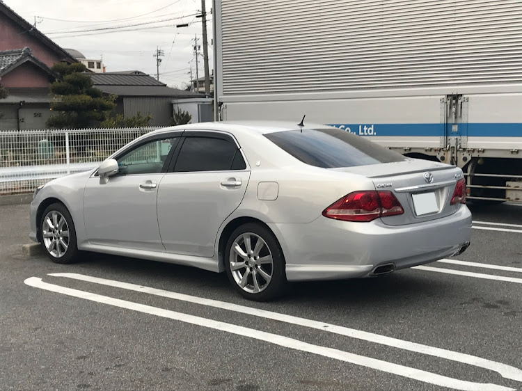 クラウンアスリートのS-paisenさんが投稿したカスタム事例の投稿画像1枚目