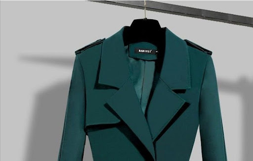 Title 9, Elegante kleding jas voor lente en herfst. Perf...