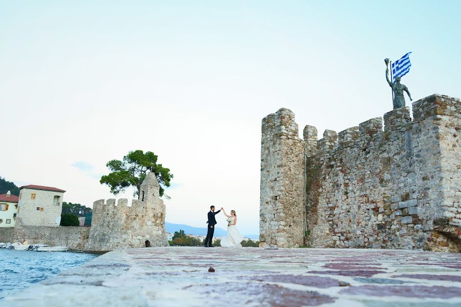 Hochzeitsfotograf Dionisios Bertsos (studiobertsos). Foto vom 31. Januar 2022