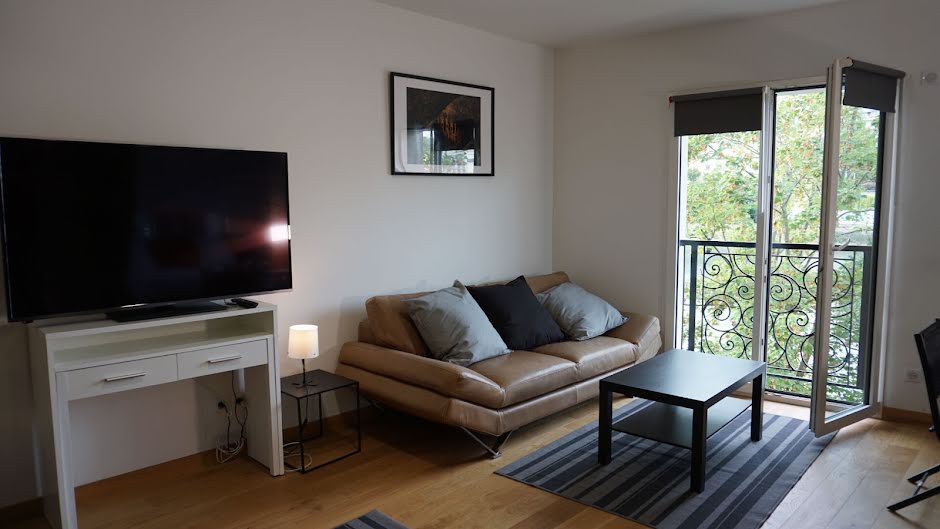 Vente appartement 2 pièces 57.03 m² à Neuilly-sur-Seine (92200), 855 000 €