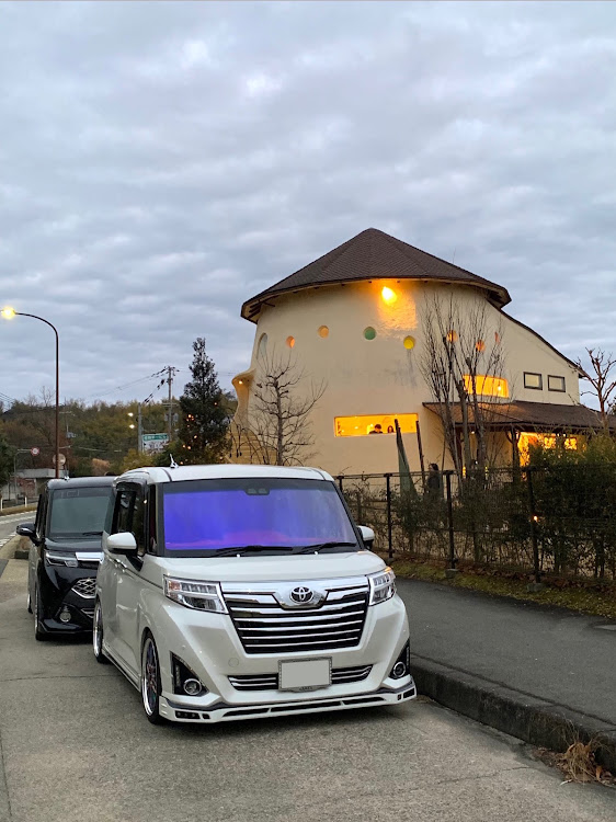 ルーミーカスタムのあけましておめでとうございます・密会♪・大仏プリン本舗・セカンドステージ風⁇・自己満😍投稿🤣に関するカスタム事例の投稿画像3枚目
