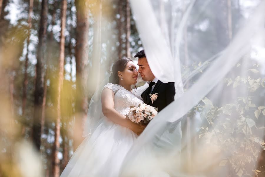 Fotografo di matrimoni Elena Tokareva (tokarevaelena). Foto del 14 novembre 2019