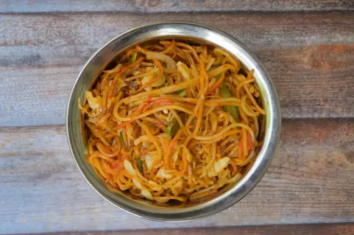 Schezwan Veg Noodles