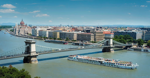 Crystal Mozart sails the Danube past the Chain Bridge in Budapest, which connects the two historic sections of the city.