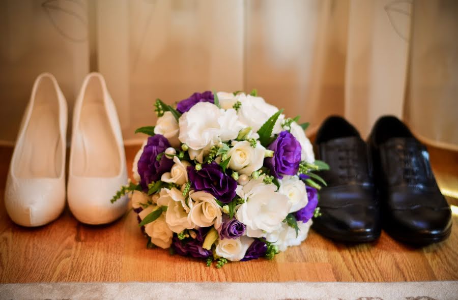 Fotógrafo de casamento Darina Aleksandrova (sdphotozh). Foto de 14 de janeiro 2016