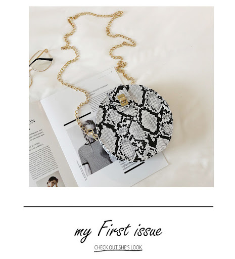 Title 23, Serpentine Oblique Cross Bag – De perfecte schu...