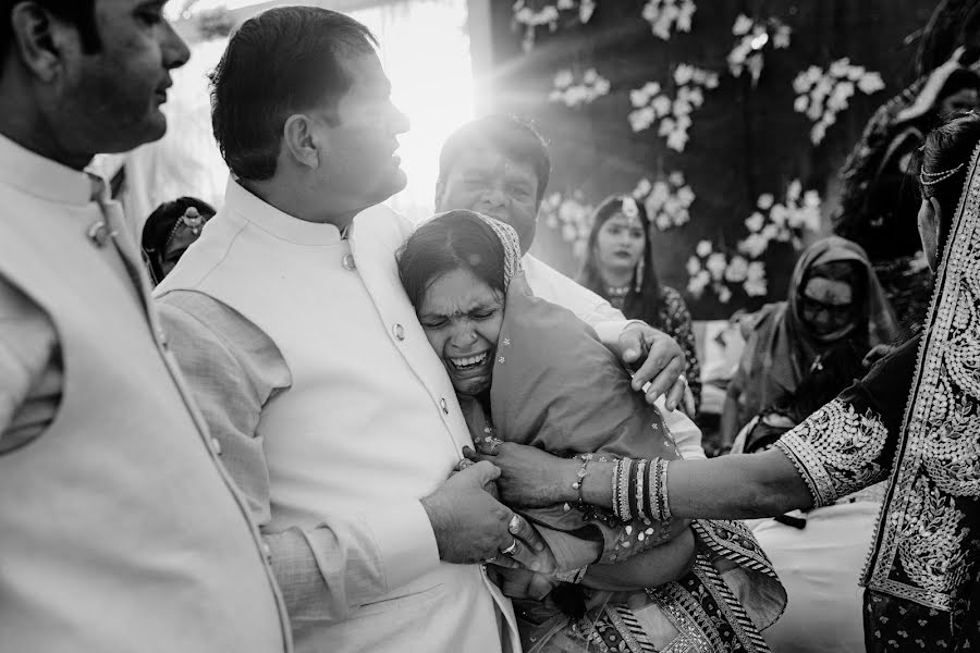 Wedding photographer Mridul Sand (mridulsand). Photo of 10 January 2022