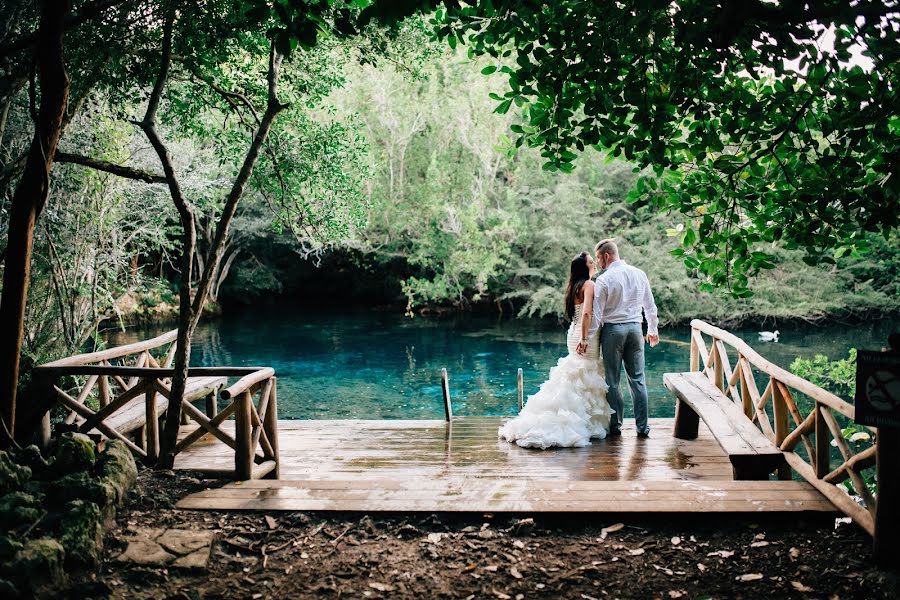 Wedding photographer Nikolay Chernichenko (nick87). Photo of 19 August 2015