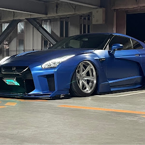 NISSAN GT-R R35