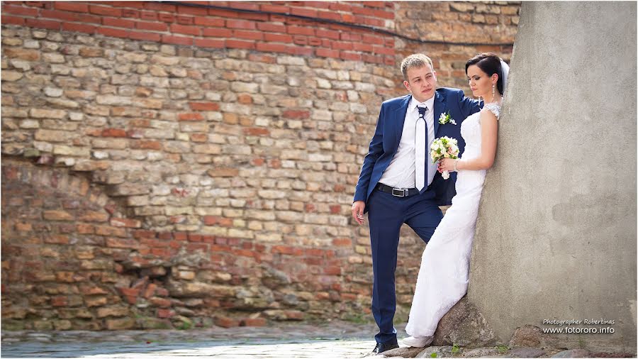 Wedding photographer Robertinas Valyulis (fotororo). Photo of 29 October 2015