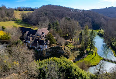 Propriété avec piscine 2