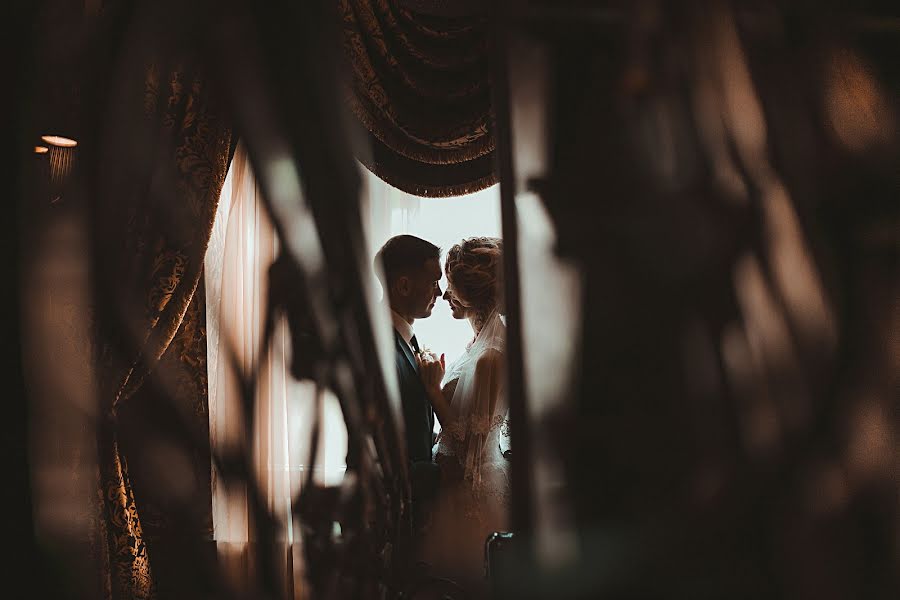 Wedding photographer Konstantin Uvarov (kostyan654). Photo of 11 March 2019