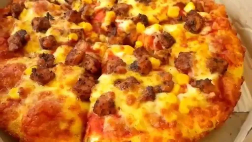 Chicken Delight Pizza