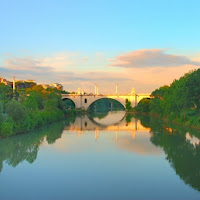 Bagliori dorati sul ponte di 