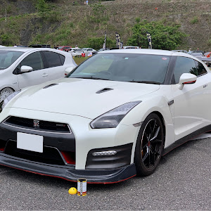 NISSAN GT-R R35