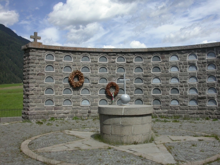 Cimitero della prima guerra mondiale di ritabat