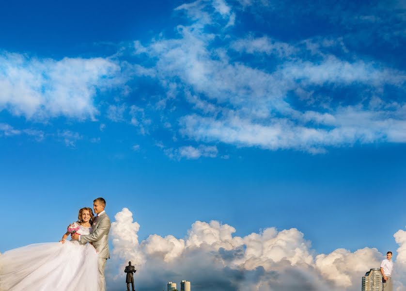 Wedding photographer Olga Nikolaeva (avrelkina). Photo of 12 August 2016