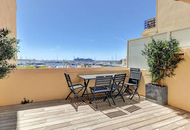 Apartment with terrace 2