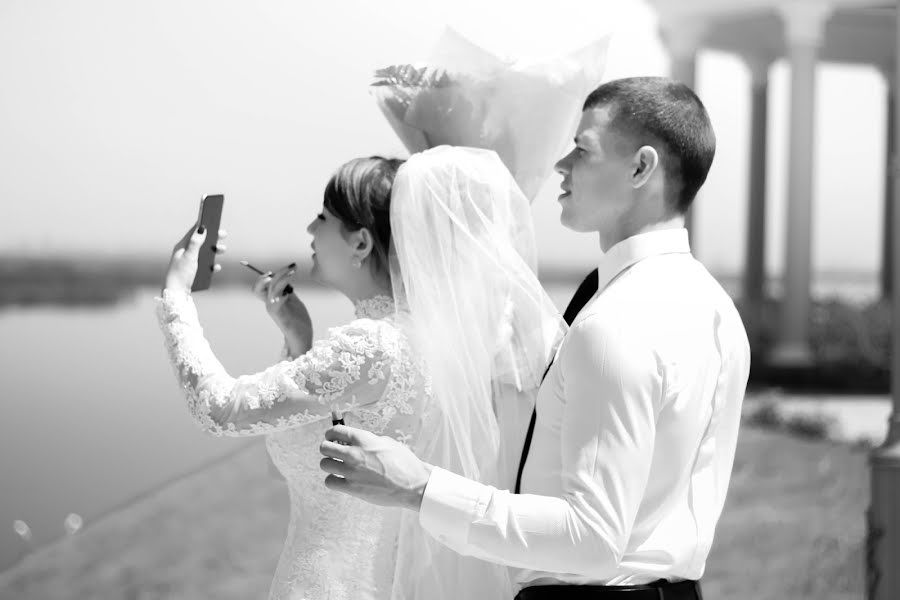 結婚式の写真家Marina Ikhina (id1162797)。2016 7月12日の写真