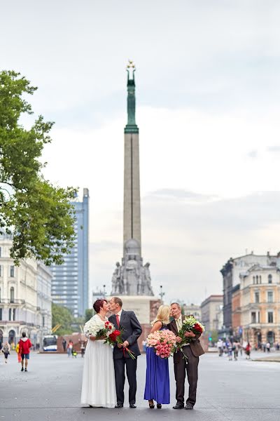 Fotógrafo de casamento Maris S (sidrevics). Foto de 1 de setembro 2018